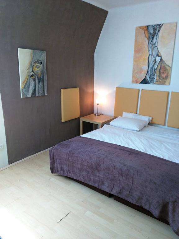 Apartment Sova 俄斯特拉发 客房 照片